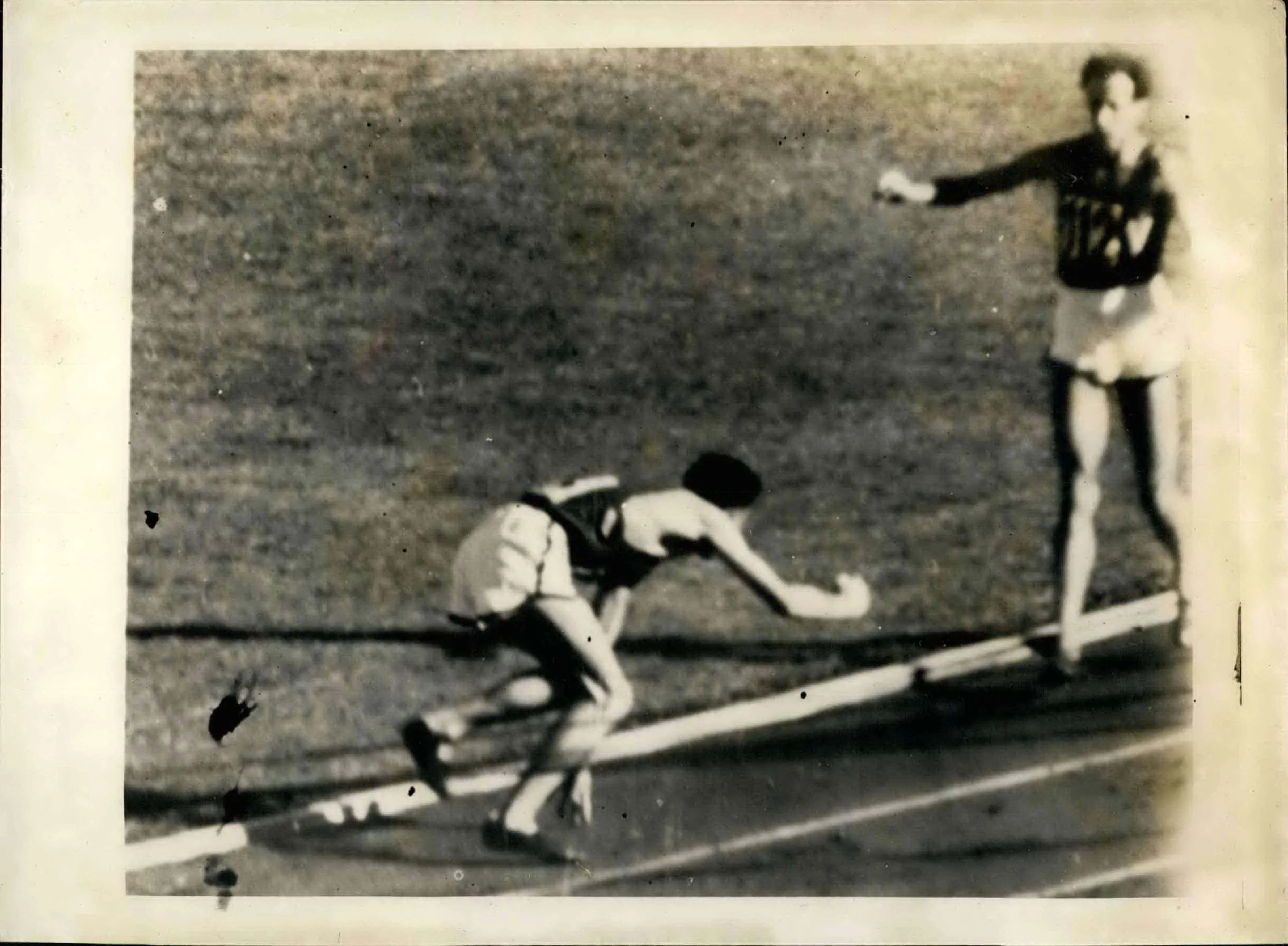 John Landy's Legendary Race: A Heartfelt Sacrifice That Redefined Sportsmanship