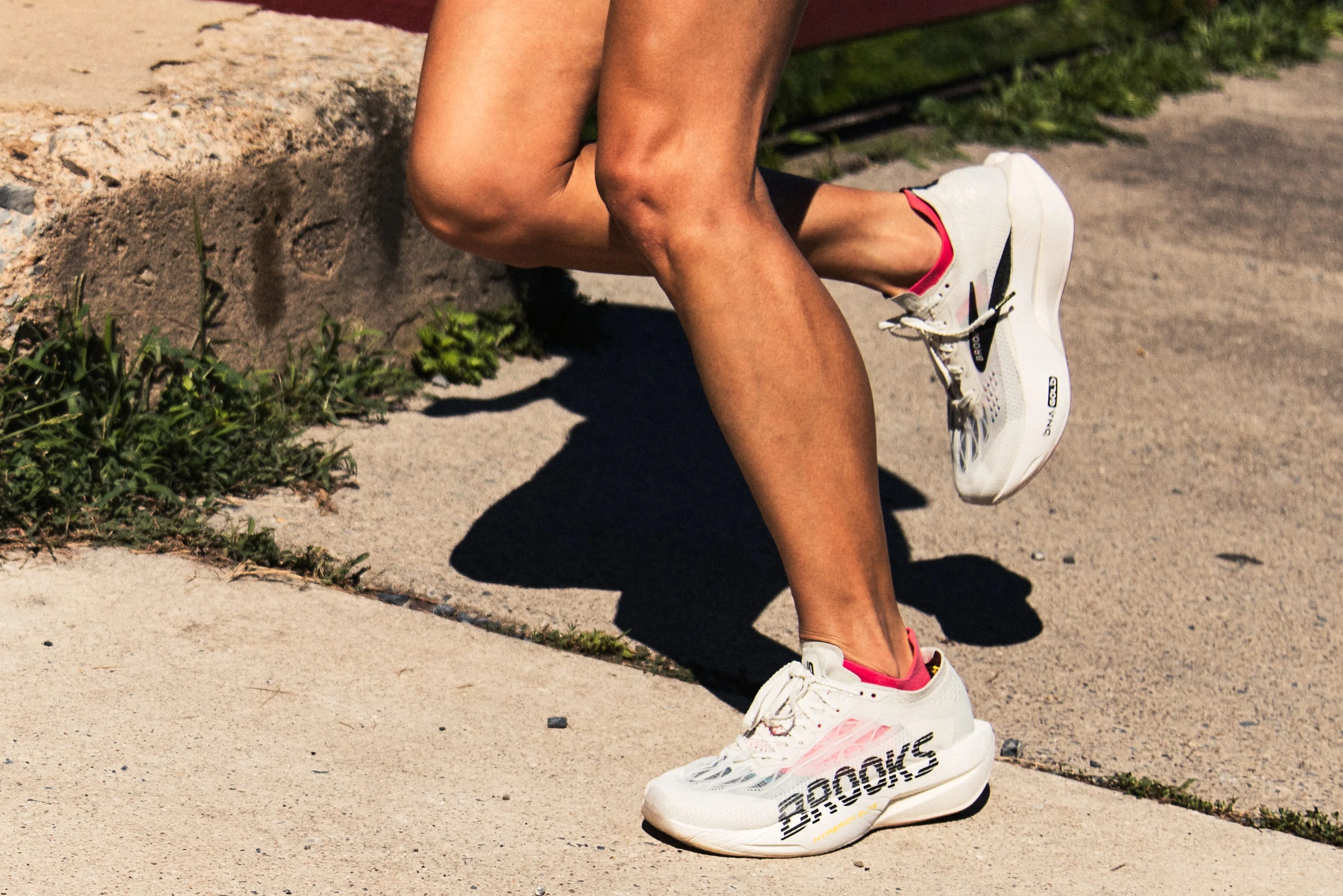 Brooks Hyperion Elite 6: Elevate Your Racing Game with Enhanced Performance Technology