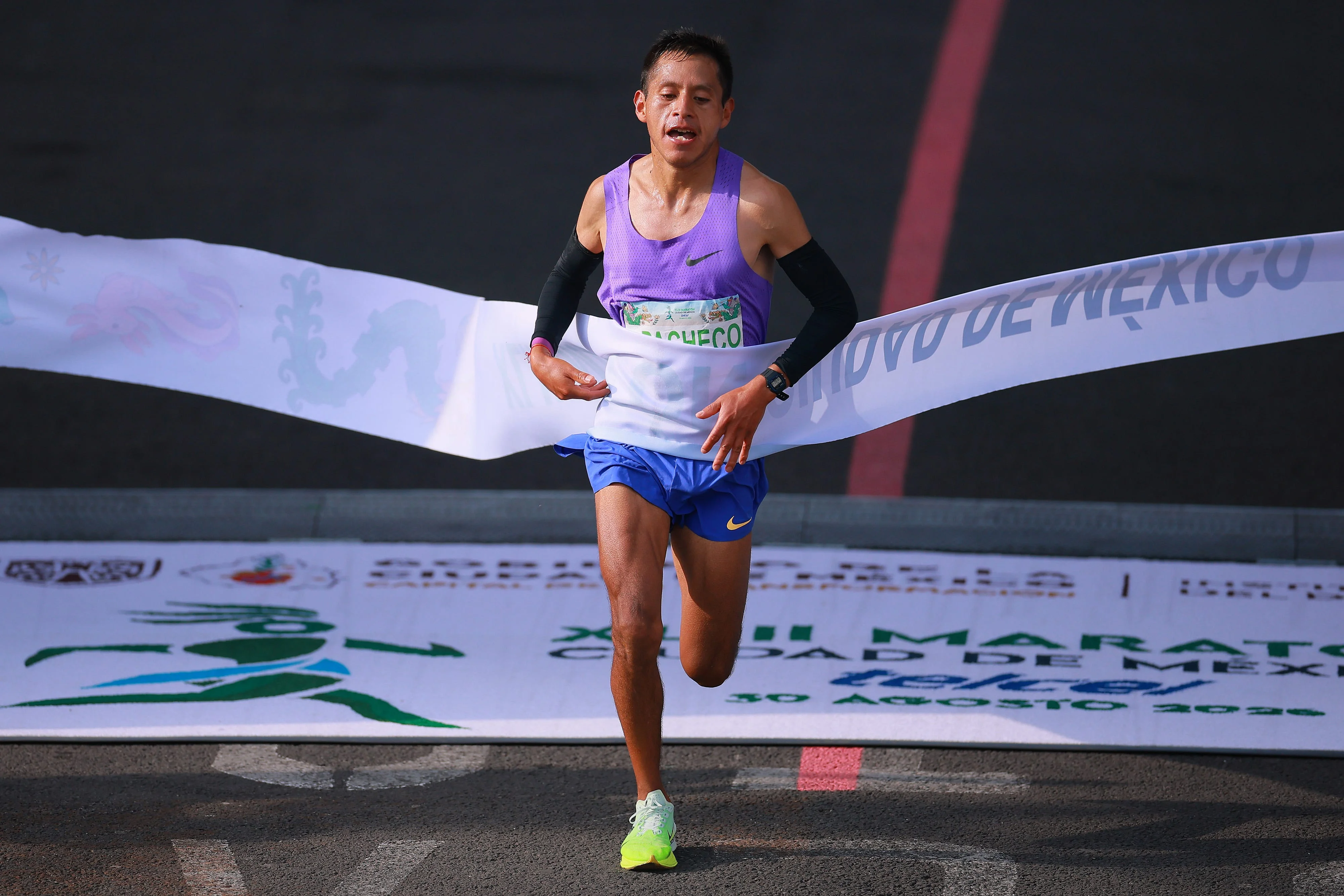 Cristhian Pacheco's Marathon Victory: The Power of Simplicity in Gear Choice